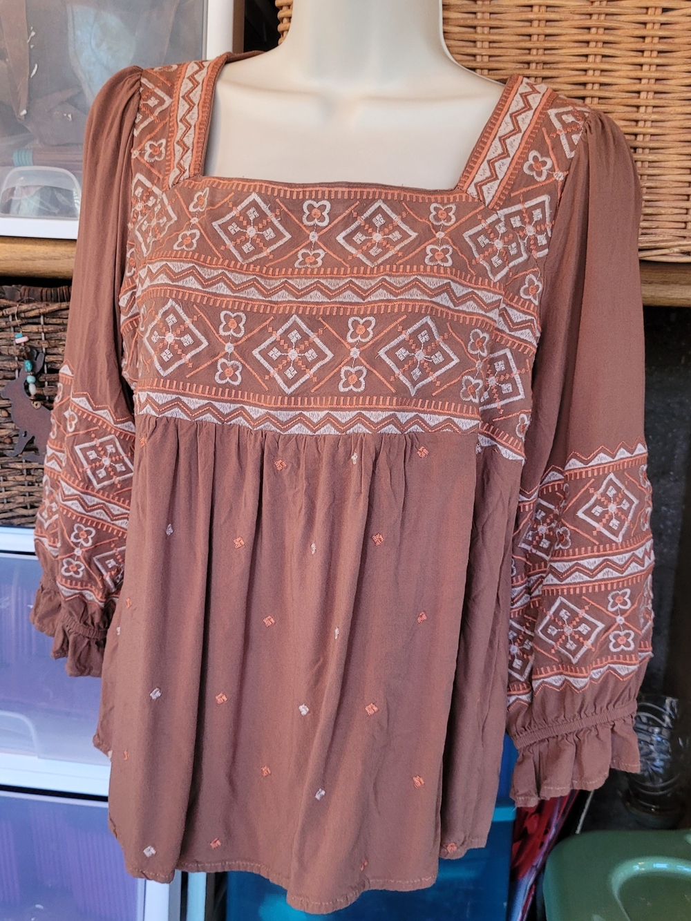 Savanna Jane Brown Embroidered Peasant Blouse
